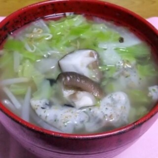 柚子草餅入り・もやしとキャベツの中華雑煮